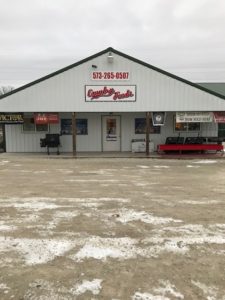 Front exterior of Country Feeds in St. James MO